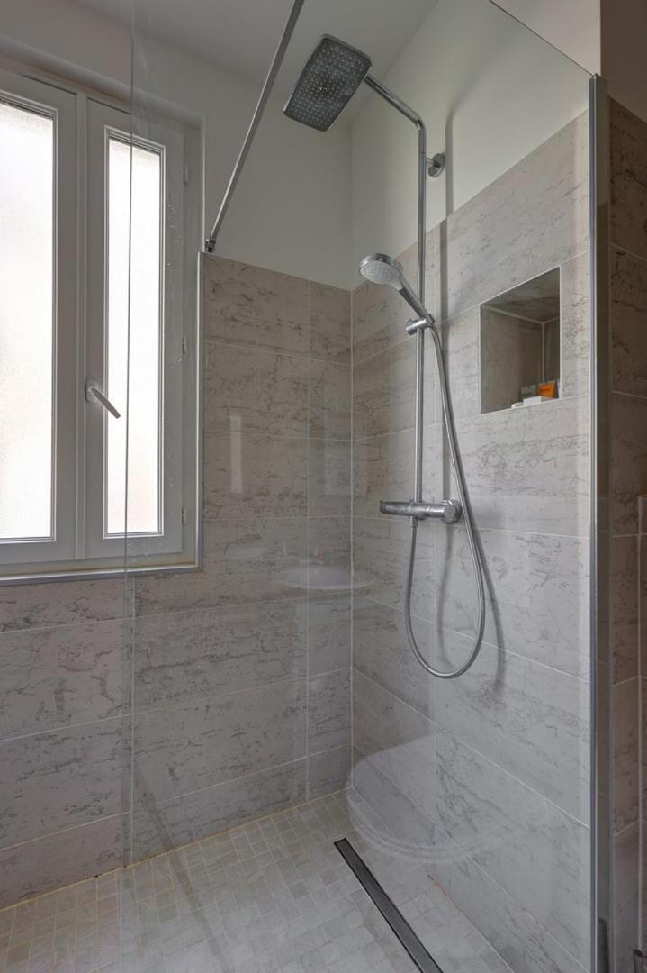Mericourt Suite, Place De La Republique Appartement Parijs